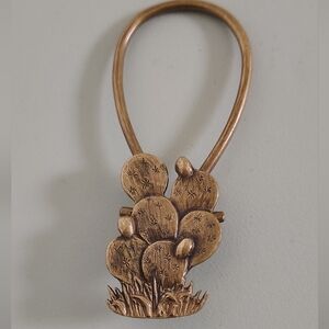 Vintage Jeep Collins Prickly Pear Cactus Metal Keychain